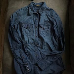 Women’s Jean button up